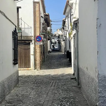 Junto Al Mirador De San Nicolas 아파트